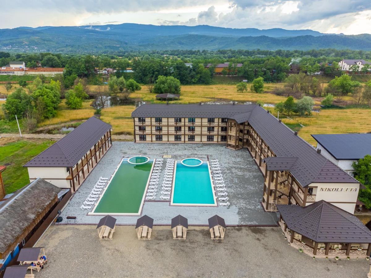 Nikoletta Hotell Solotvyno Exteriör bild