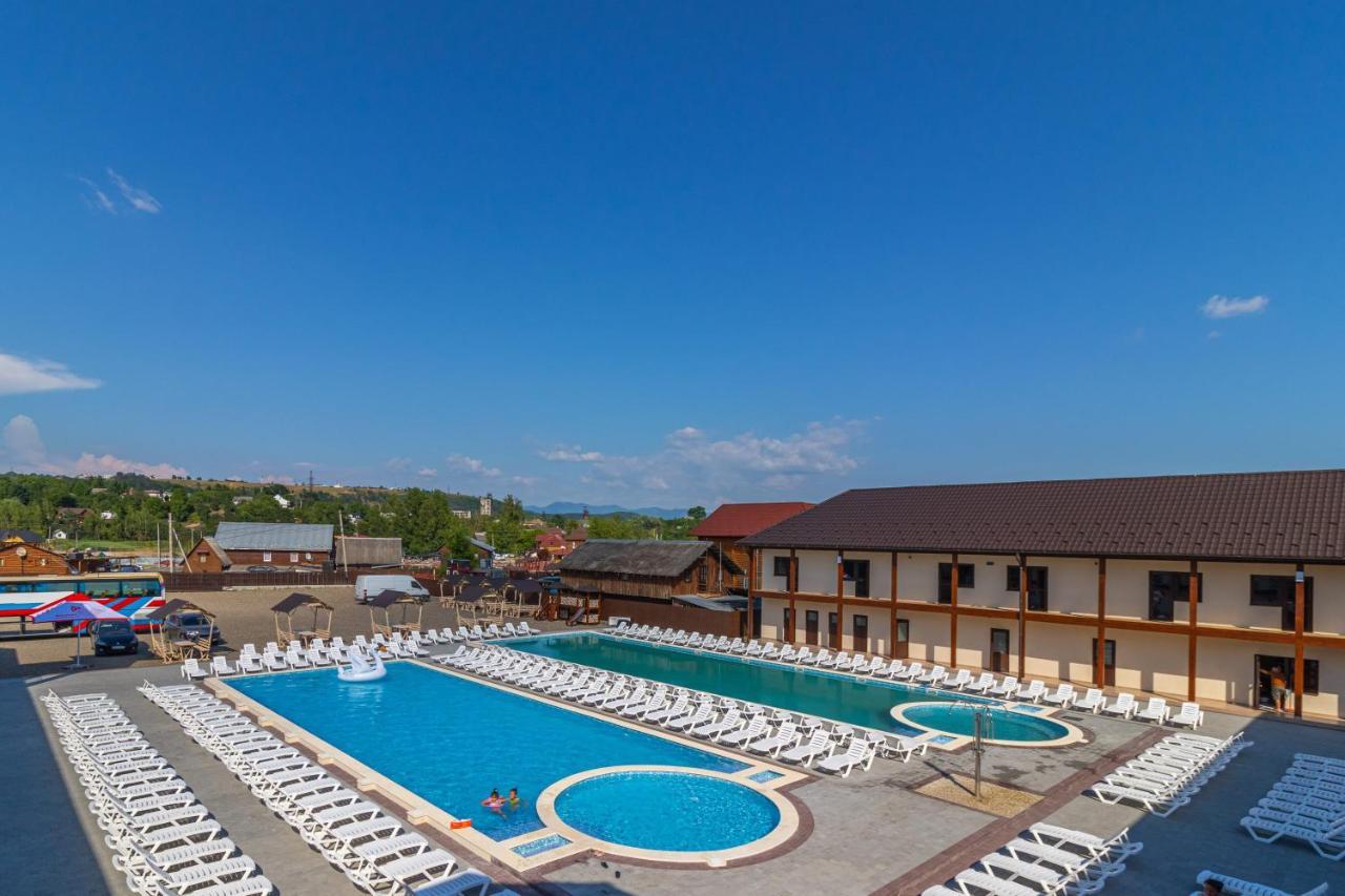 Nikoletta Hotell Solotvyno Exteriör bild