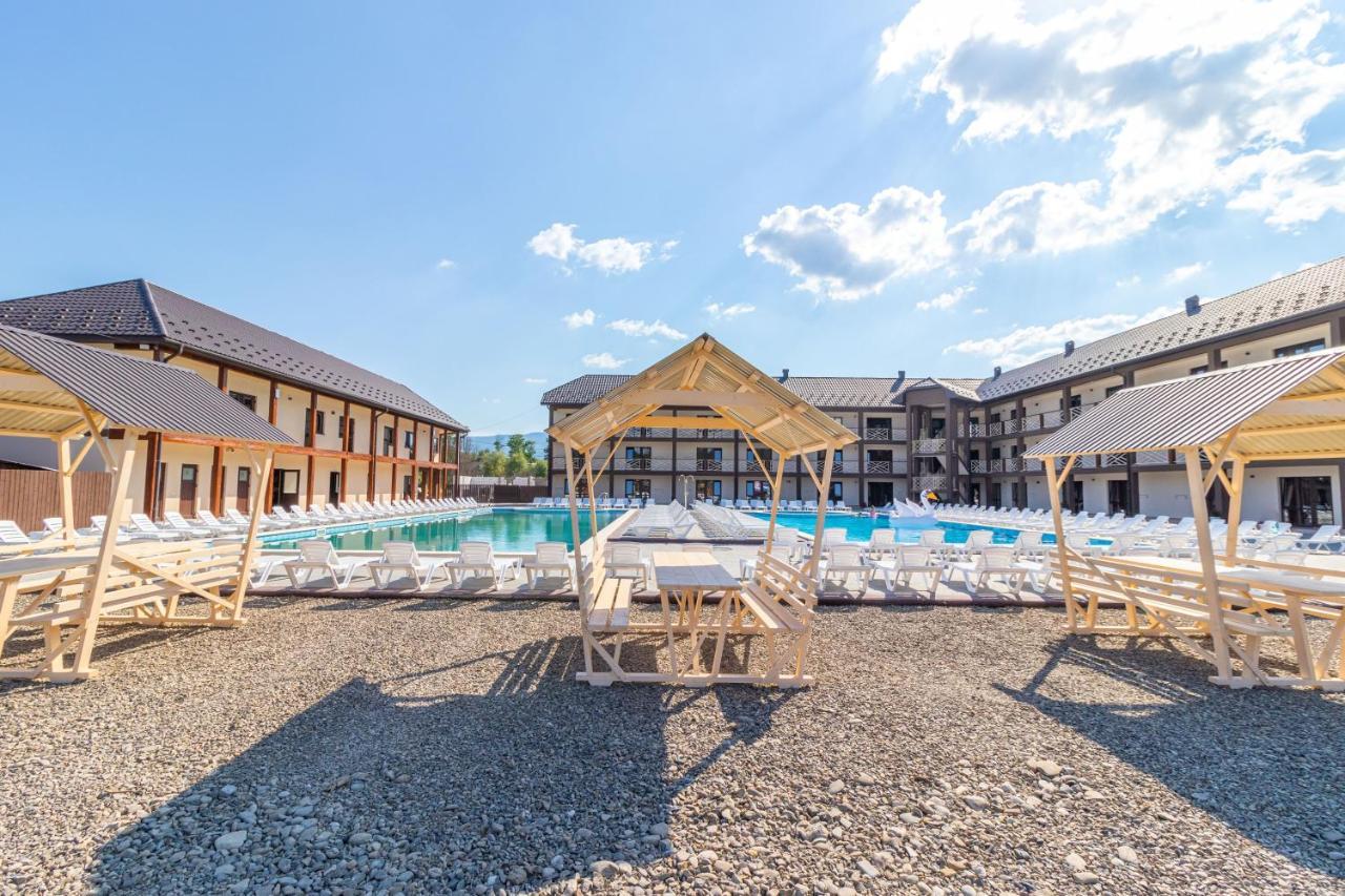 Nikoletta Hotell Solotvyno Exteriör bild