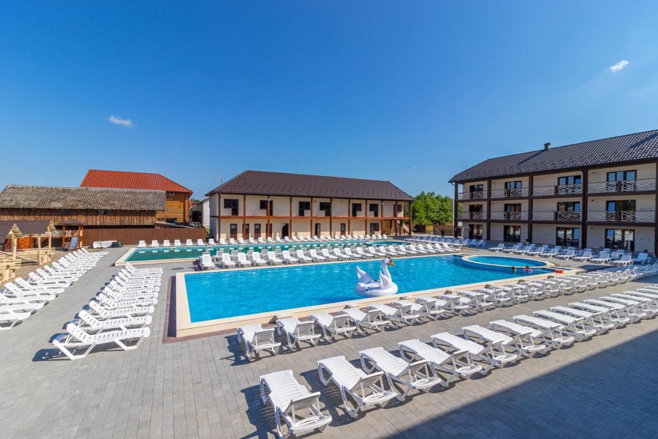Nikoletta Hotell Solotvyno Exteriör bild