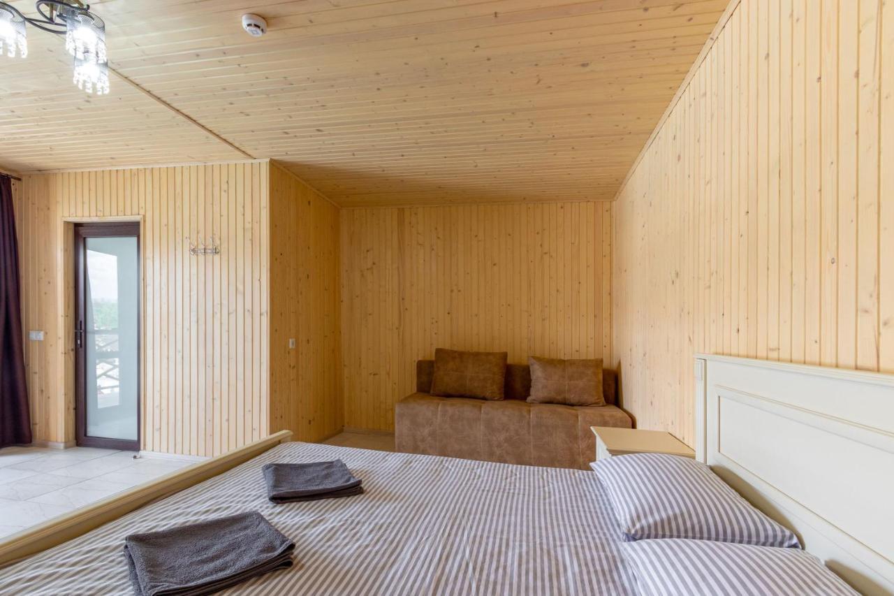 Nikoletta Hotell Solotvyno Exteriör bild